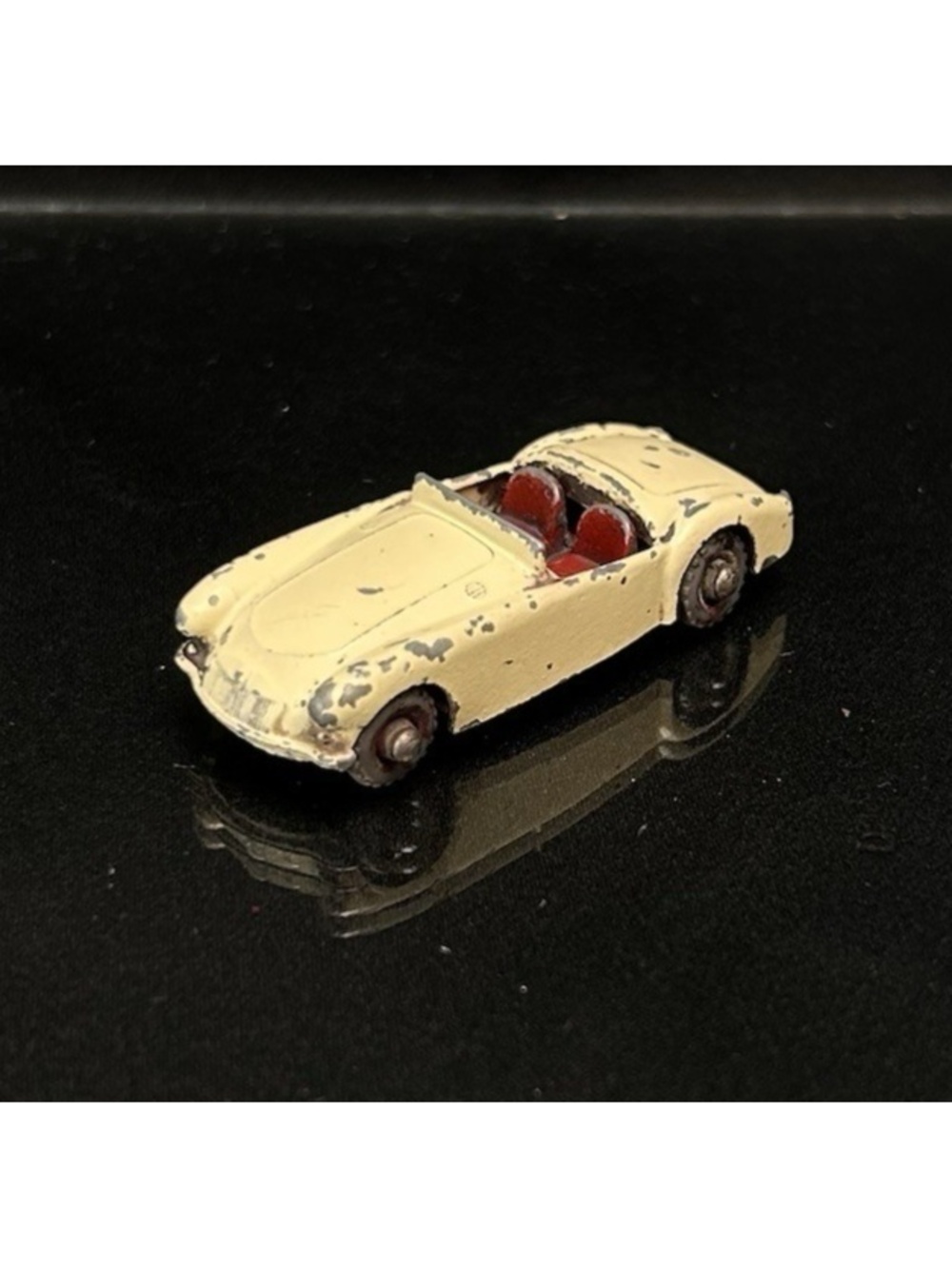 Vintage Matchbox Lesney Moko No. 19 MGA Sports Car England 1956